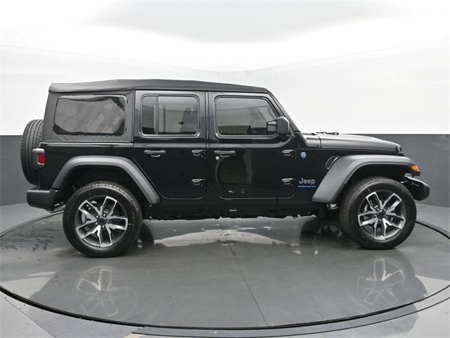 new 2025 Jeep Wrangler car, priced at $43,250