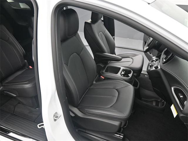 new 2026 Chrysler Pacifica car, priced at $42,628