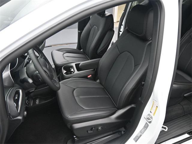 new 2026 Chrysler Pacifica car, priced at $42,628