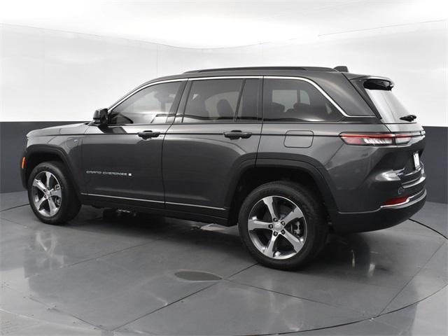 new 2024 Jeep Grand Cherokee car, priced at $55,730