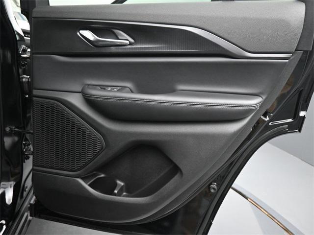 new 2025 Jeep Grand Cherokee car, priced at $43,630