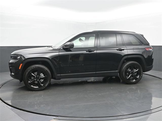 new 2025 Jeep Grand Cherokee car, priced at $43,630