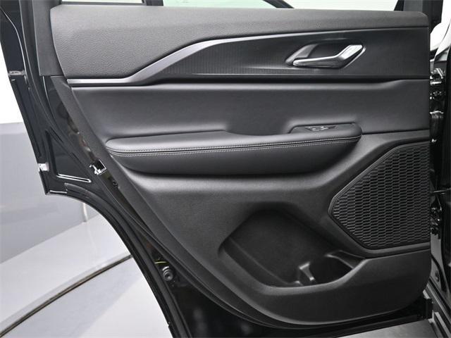 new 2025 Jeep Grand Cherokee car, priced at $43,630