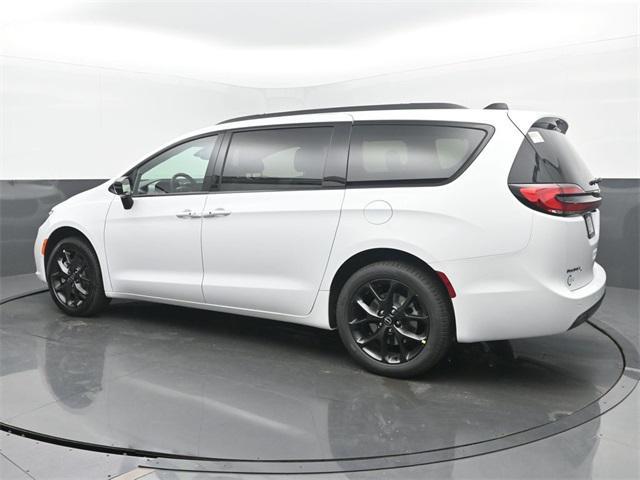 new 2026 Chrysler Pacifica car, priced at $57,345
