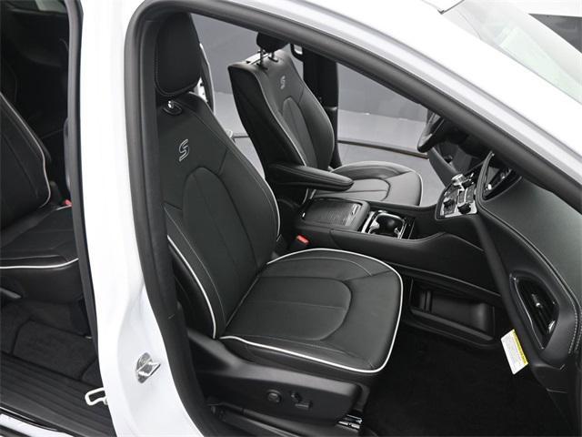 new 2026 Chrysler Pacifica car, priced at $57,345