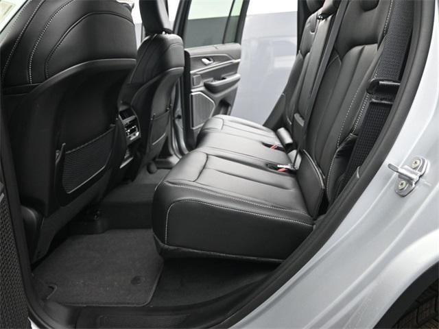 new 2025 Jeep Grand Cherokee car, priced at $49,186