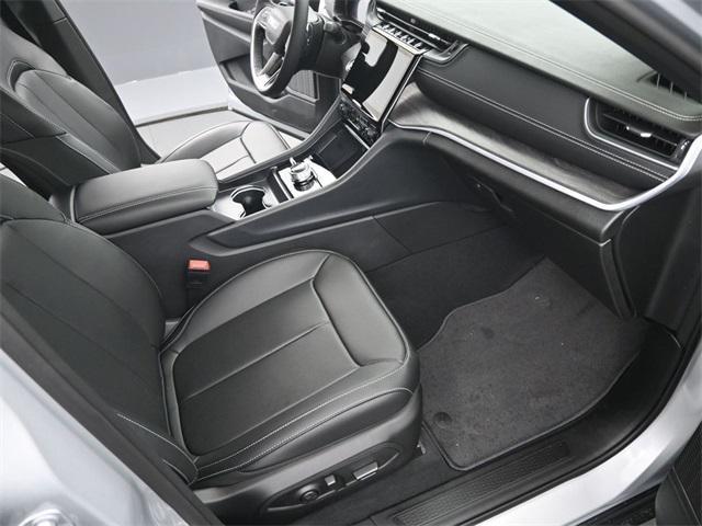 new 2025 Jeep Grand Cherokee car, priced at $49,186