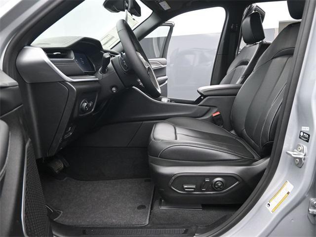 new 2025 Jeep Grand Cherokee car, priced at $49,186
