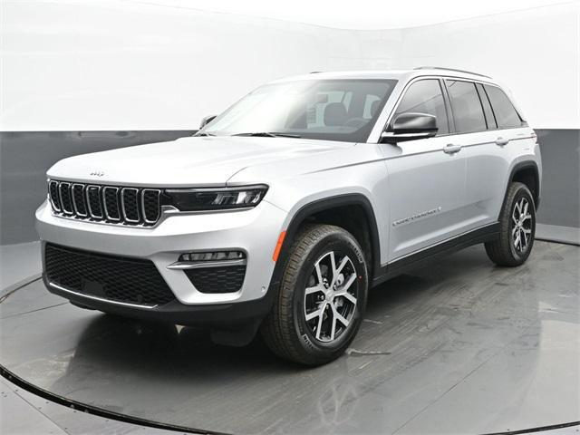 new 2025 Jeep Grand Cherokee car, priced at $49,186