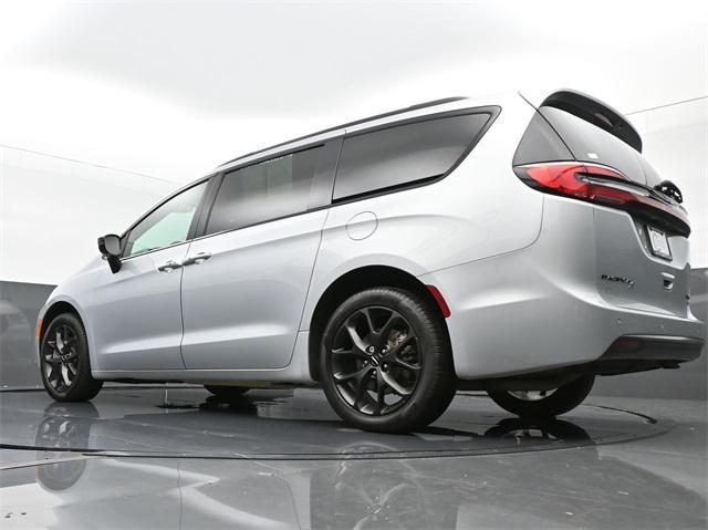 used 2023 Chrysler Pacifica car, priced at $40,995