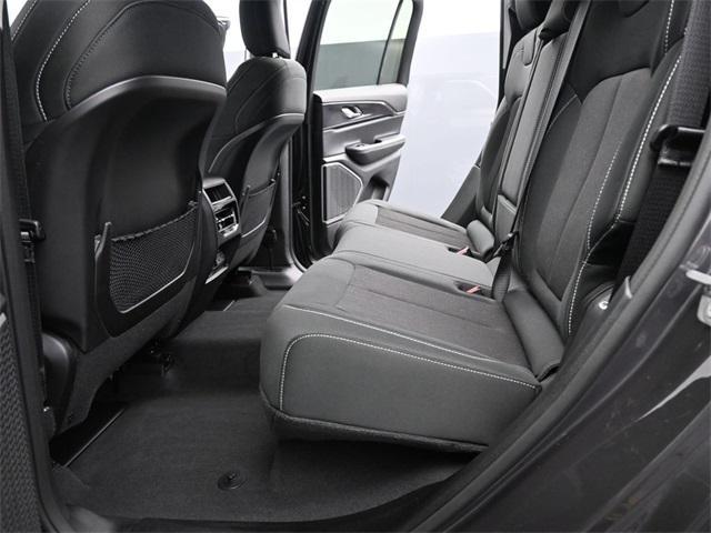 used 2022 Jeep Grand Cherokee car, priced at $29,899
