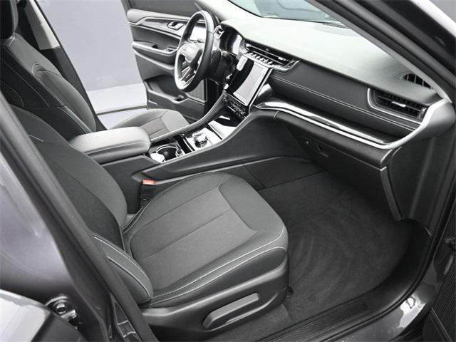 used 2022 Jeep Grand Cherokee car, priced at $29,899