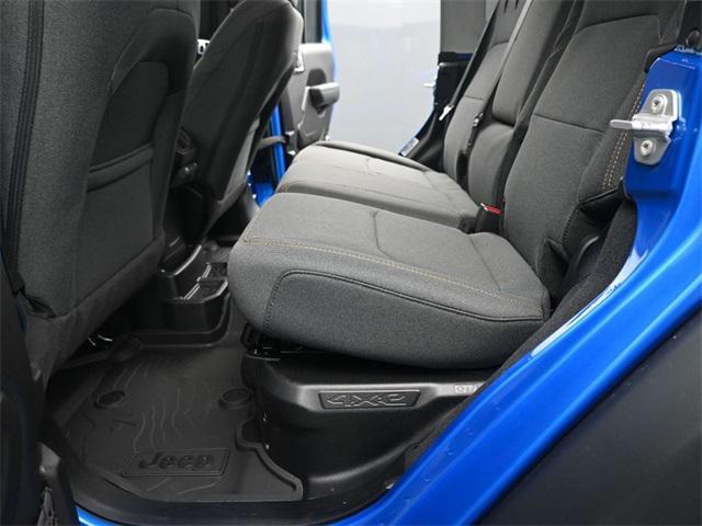 new 2025 Jeep Wrangler car, priced at $52,670