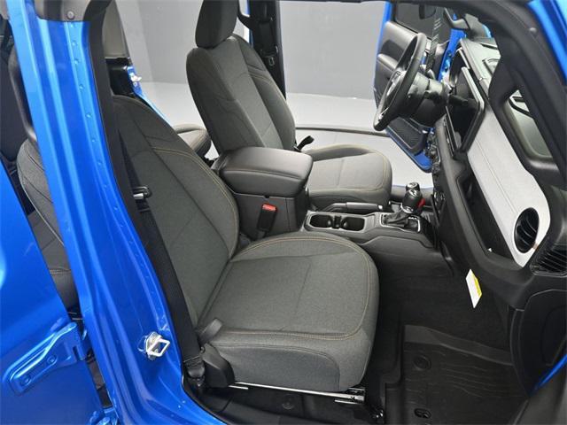new 2025 Jeep Wrangler car, priced at $52,670