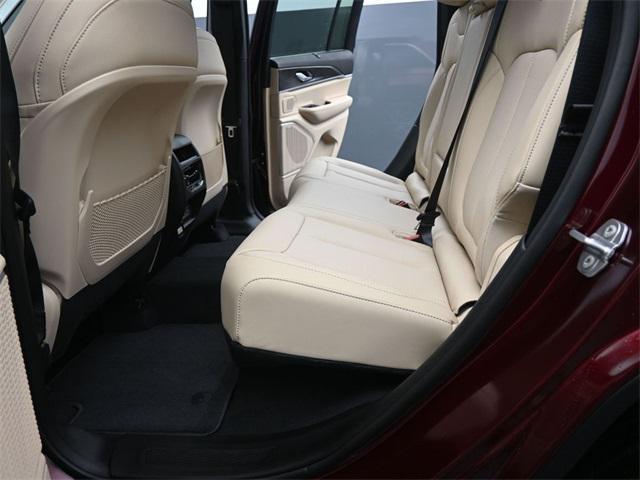 new 2025 Jeep Grand Cherokee car, priced at $44,186