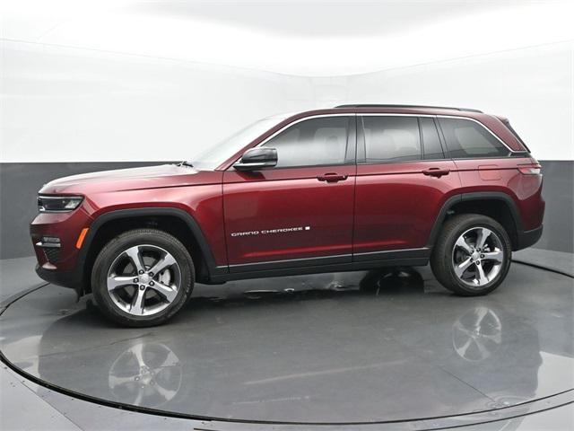 new 2025 Jeep Grand Cherokee car, priced at $48,771