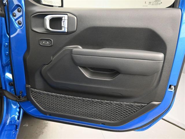 new 2025 Jeep Wrangler car, priced at $49,627