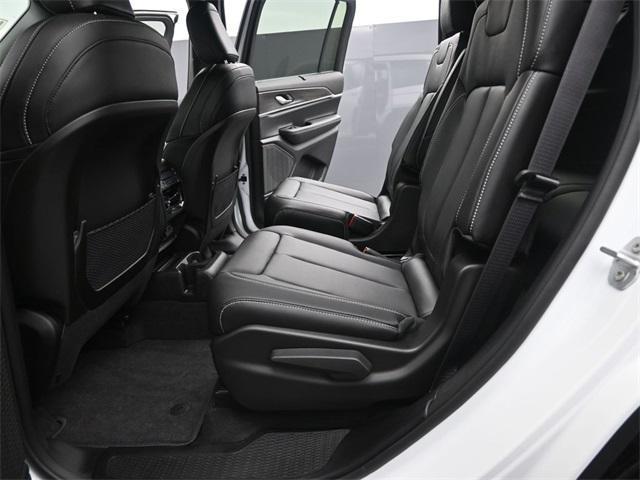 new 2025 Jeep Grand Cherokee L car, priced at $48,686