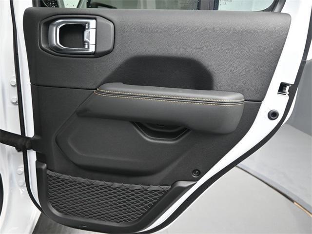 new 2025 Jeep Wrangler car, priced at $53,614