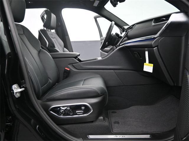 new 2025 Jeep Grand Cherokee car, priced at $59,415