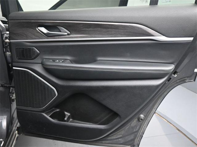 used 2021 Jeep Grand Cherokee L car, priced at $30,564