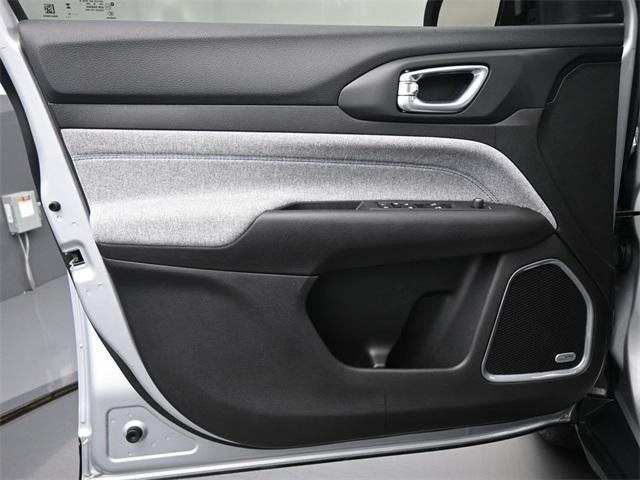 new 2025 Jeep Compass car, priced at $35,388