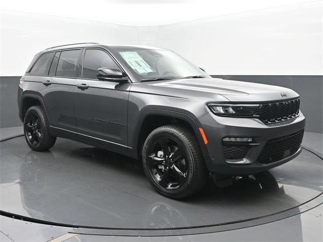 new 2025 Jeep Grand Cherokee car, priced at $51,796