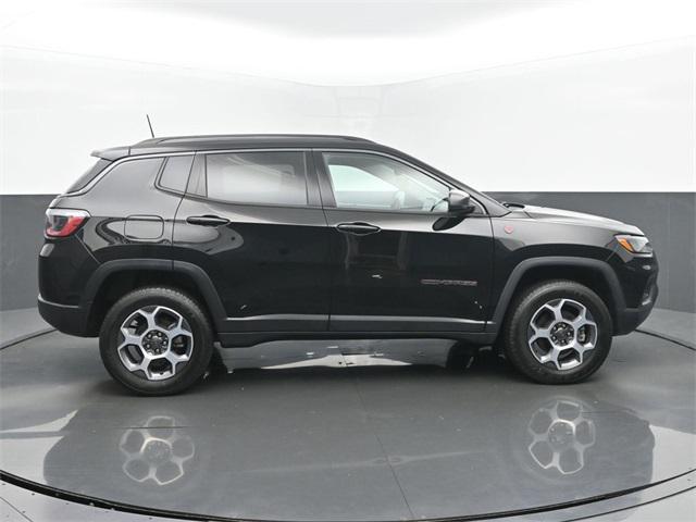 used 2022 Jeep Compass car, priced at $25,995