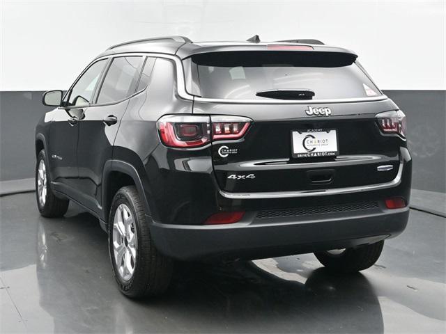new 2025 Jeep Compass car, priced at $32,837