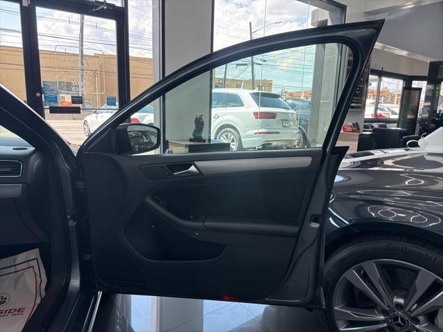 used 2016 Volkswagen Jetta car, priced at $10,495