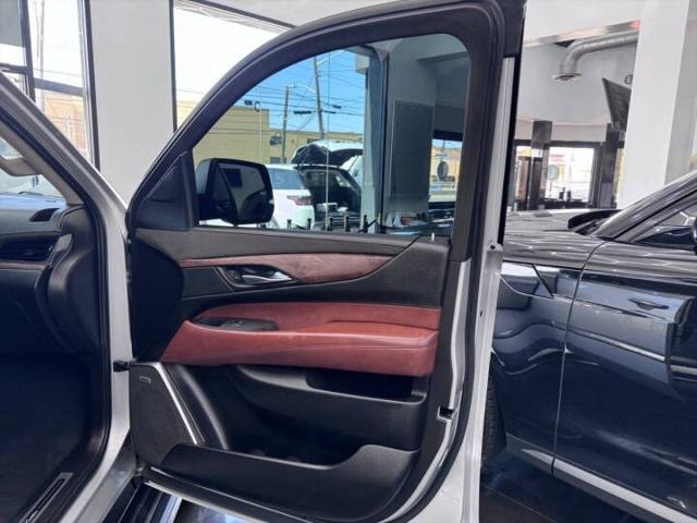 used 2016 Cadillac Escalade car, priced at $23,995