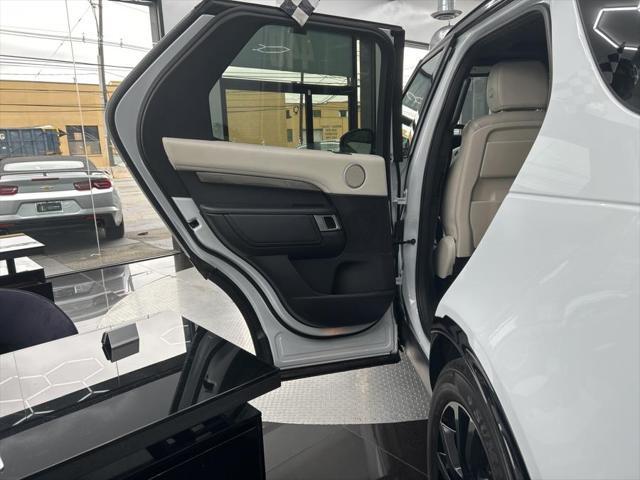 used 2018 Land Rover Discovery car, priced at $14,995