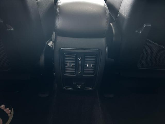 used 2017 Jeep Grand Cherokee car, priced at $15,495