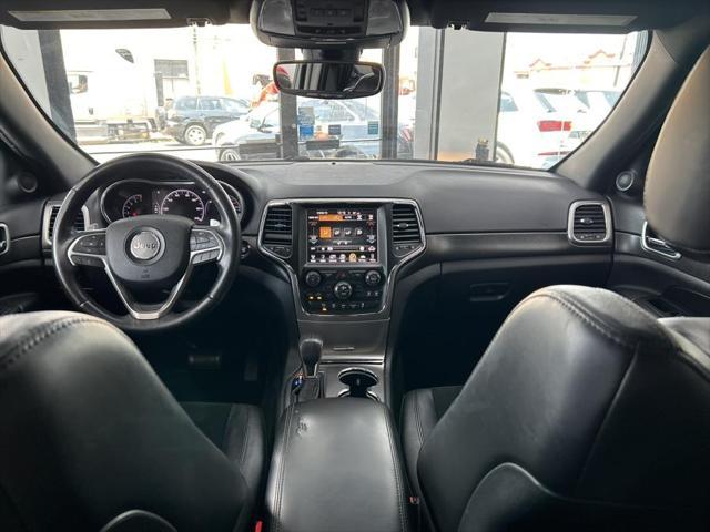 used 2017 Jeep Grand Cherokee car, priced at $15,495