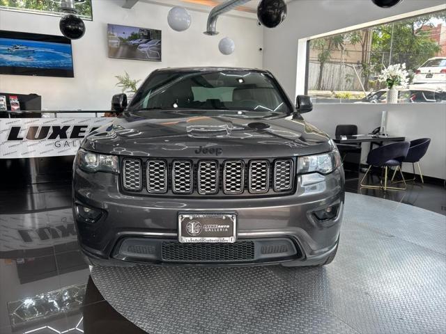 used 2017 Jeep Grand Cherokee car, priced at $15,495