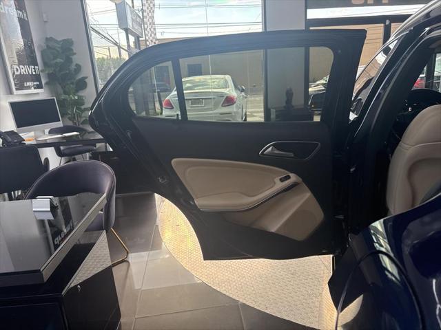 used 2018 Mercedes-Benz GLA 250 car, priced at $12,995
