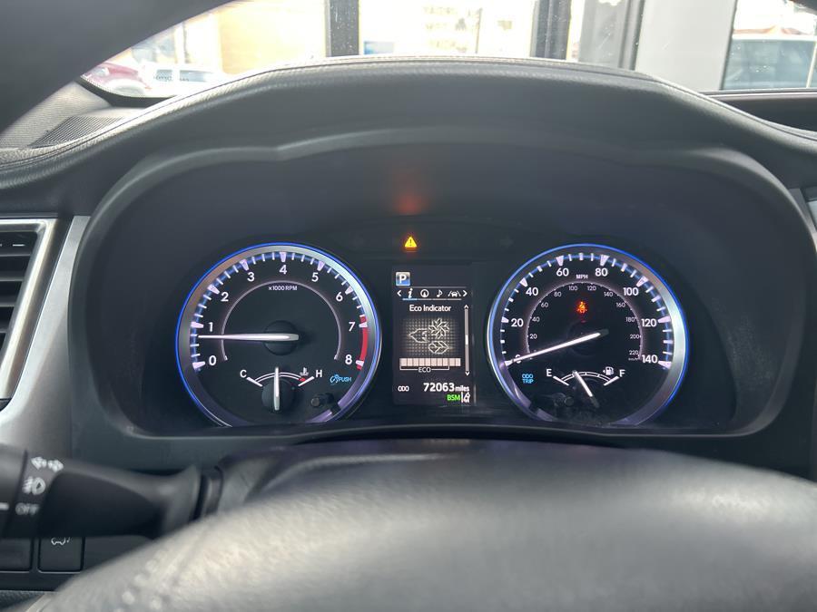 used 2019 Toyota Highlander car, priced at $24,450