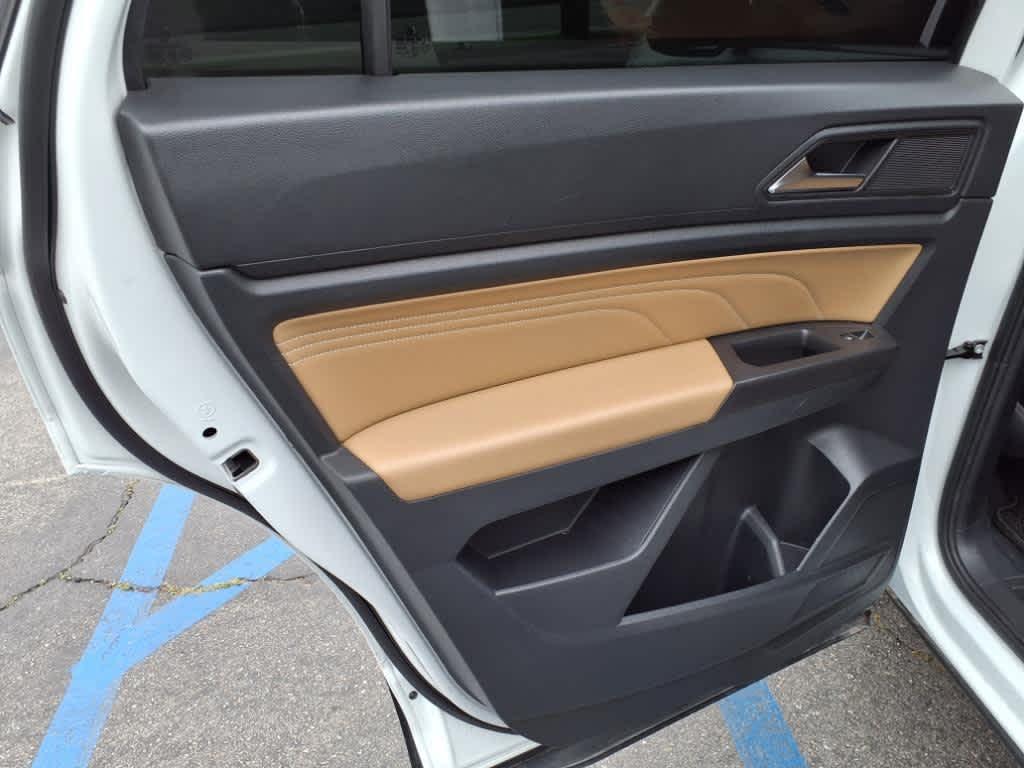 used 2023 Volkswagen Atlas Cross Sport car, priced at $29,999