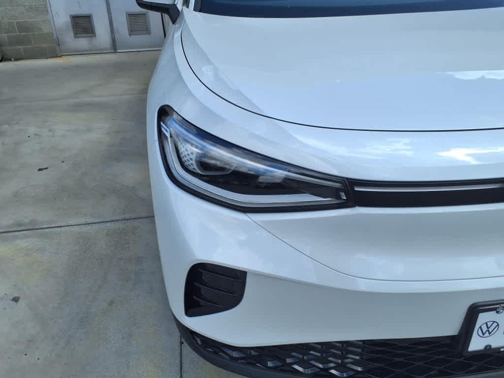 new 2025 Volkswagen ID.4 car, priced at $50,721