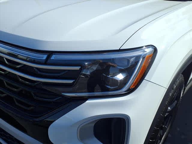 new 2025 Volkswagen Atlas car, priced at $48,354