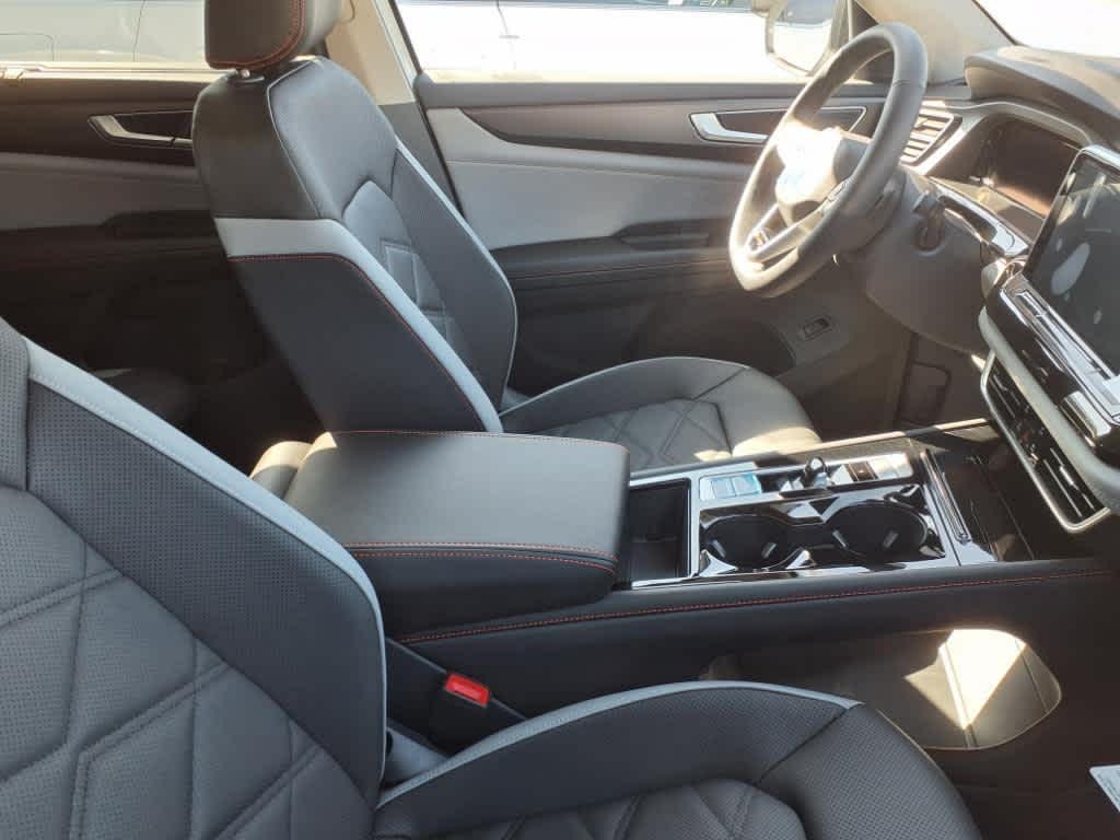new 2025 Volkswagen Atlas car, priced at $46,854
