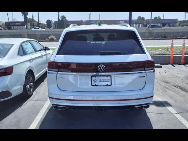 new 2024 Volkswagen Atlas car, priced at $54,746