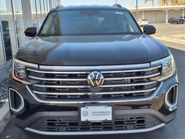 new 2025 Volkswagen Atlas car, priced at $38,499