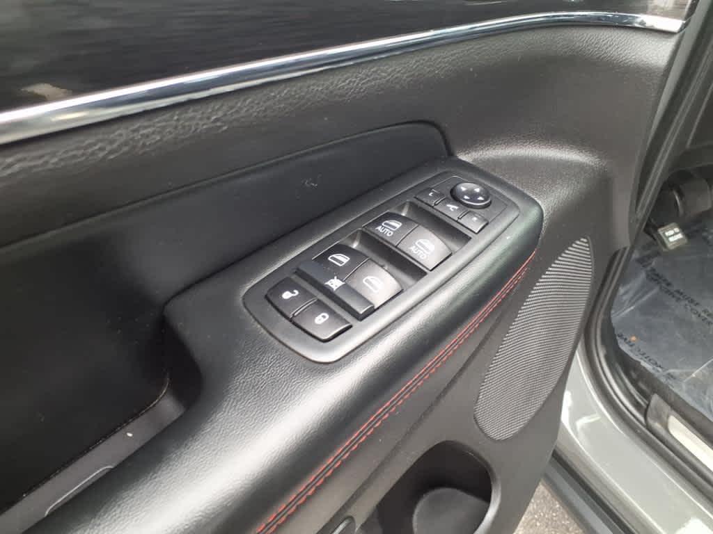 used 2020 Jeep Grand Cherokee car, priced at $21,999
