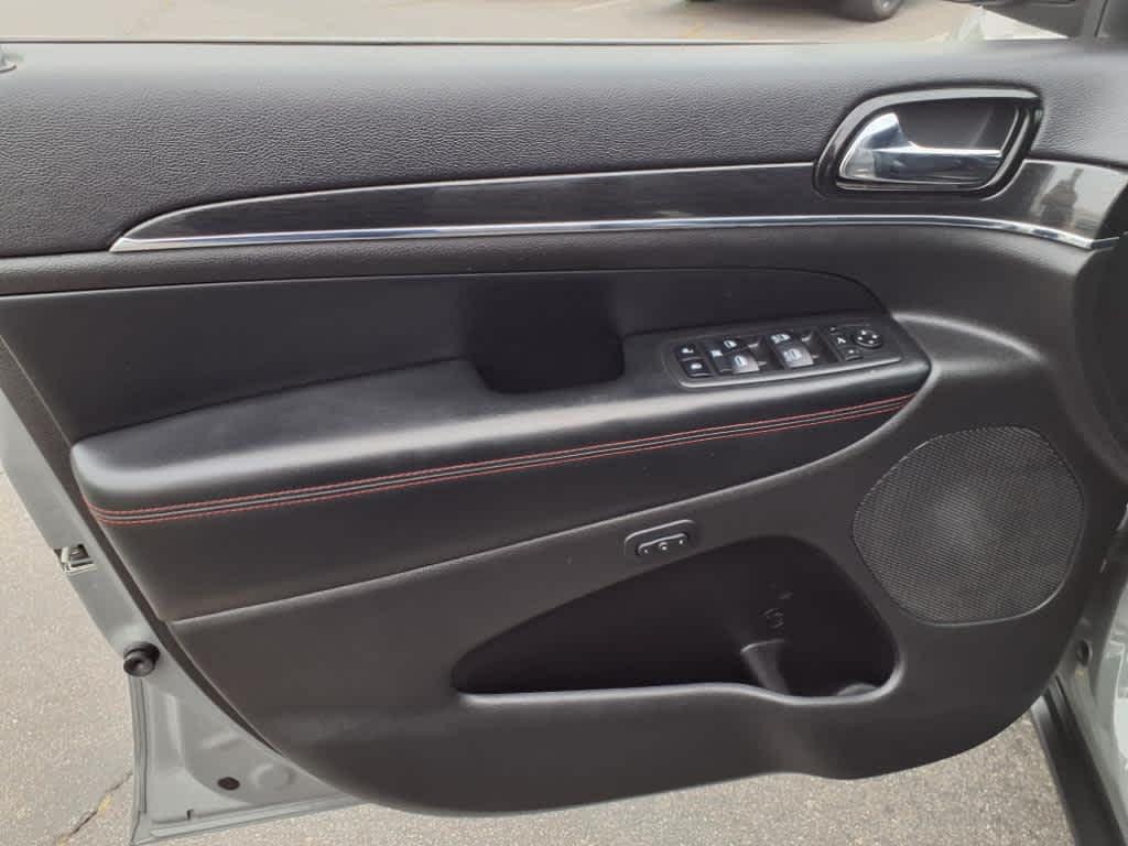 used 2020 Jeep Grand Cherokee car, priced at $21,999