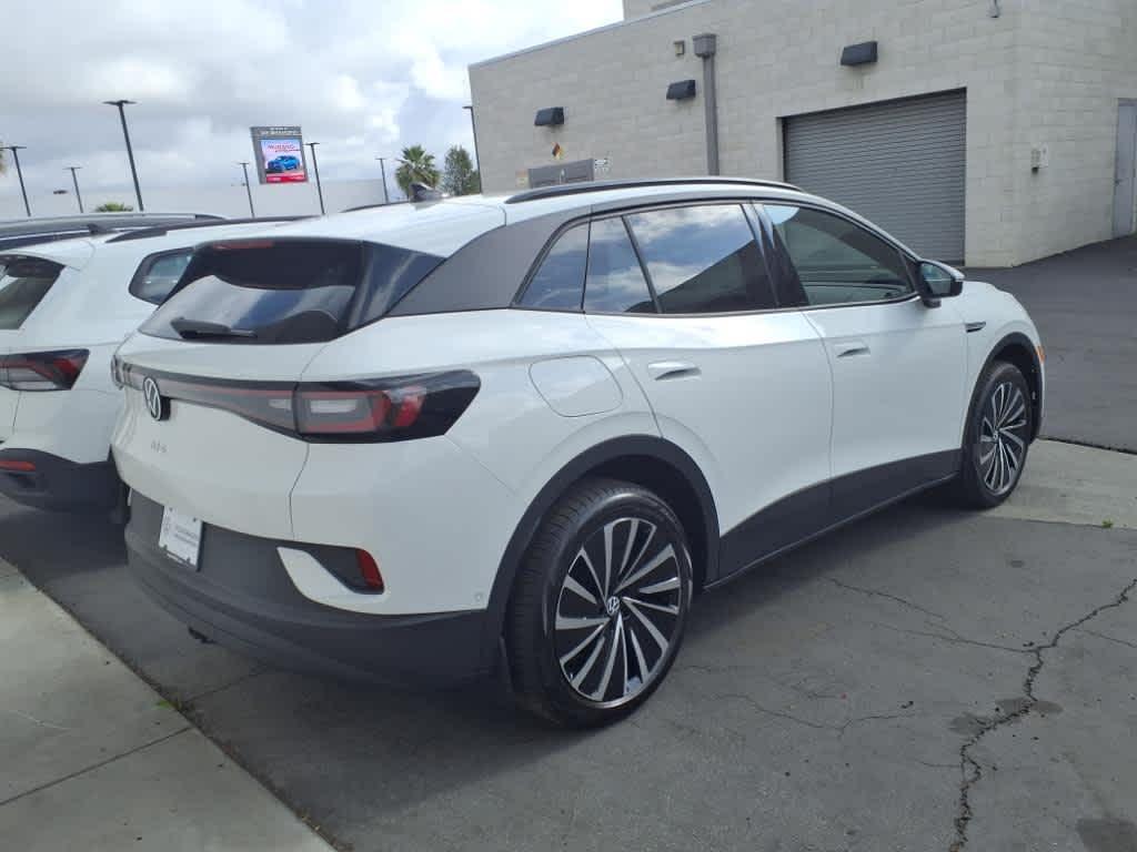 new 2025 Volkswagen ID.4 car, priced at $49,566