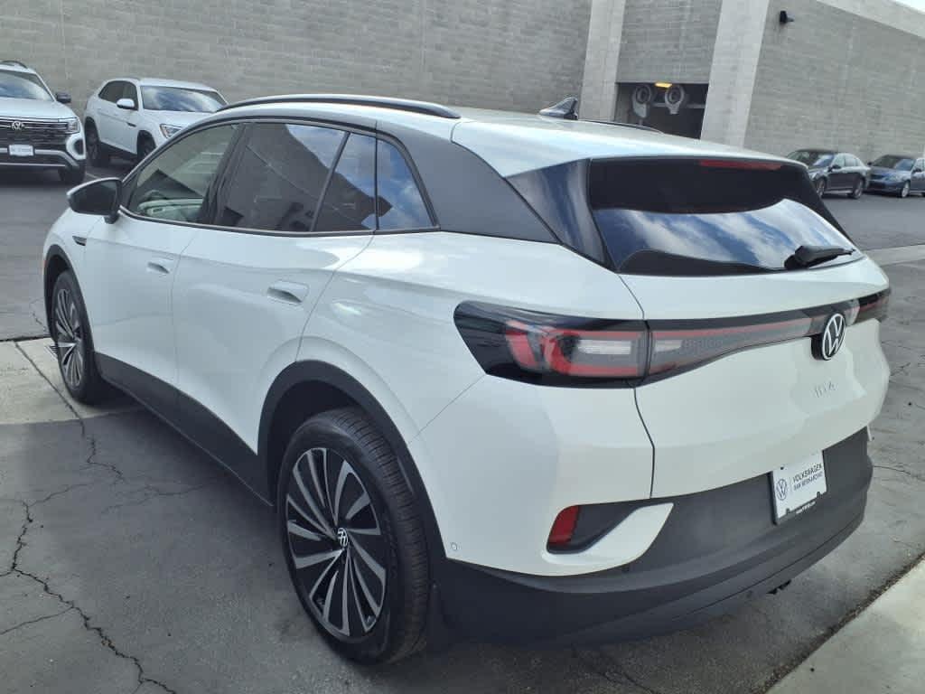 new 2025 Volkswagen ID.4 car, priced at $49,566
