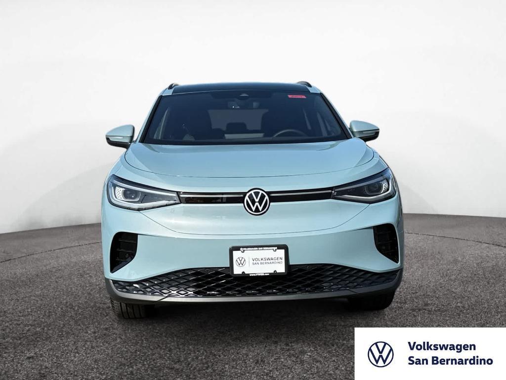 new 2025 Volkswagen ID.4 car, priced at $51,666
