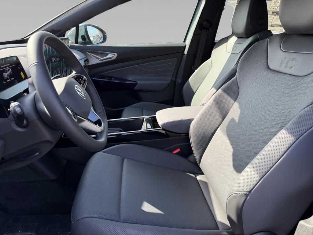 new 2025 Volkswagen ID.4 car, priced at $51,666