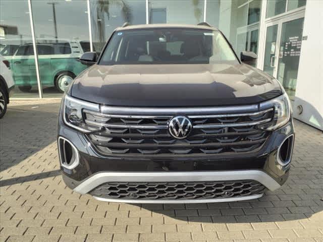 new 2025 Volkswagen Atlas car, priced at $47,874